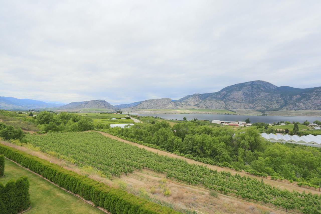 Shiraz Villa Osoyoos Extérieur photo